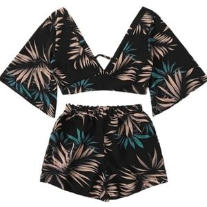 2-piece Boho Butterfly Sleeve Crop Top and Shorts Set